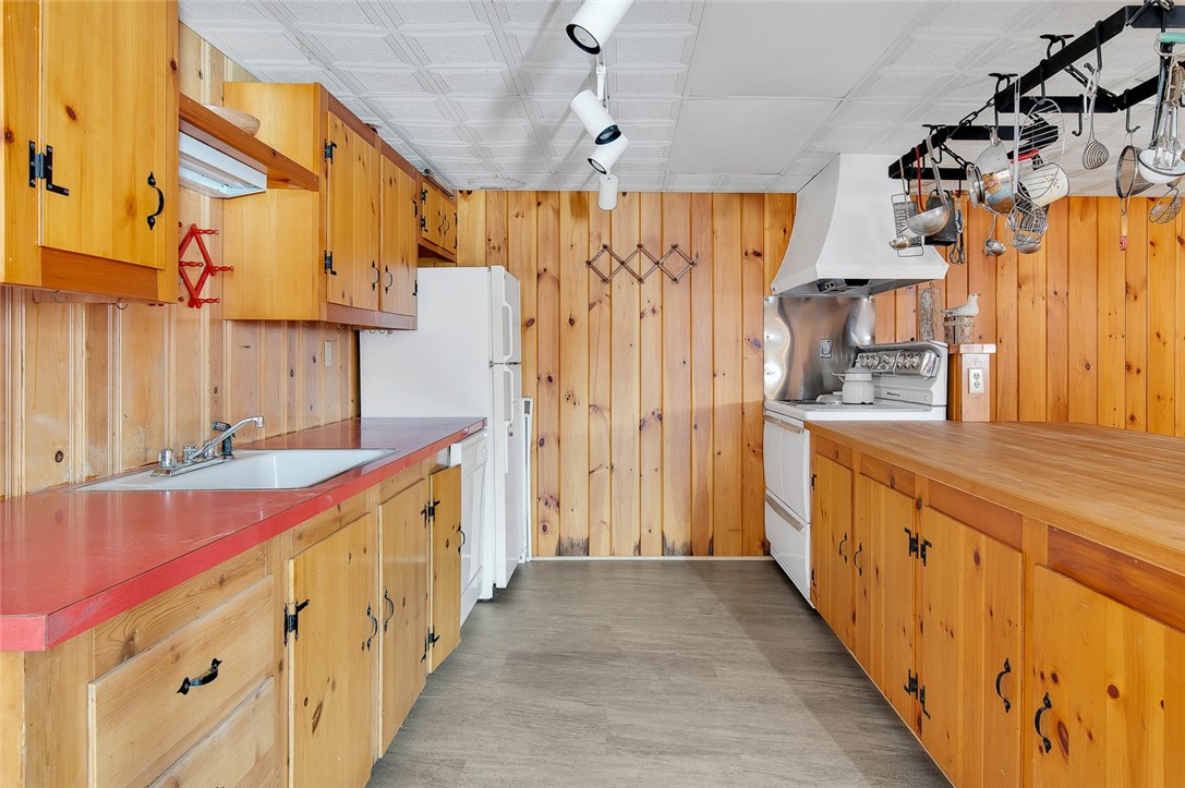 85 Treasure Road Narragansett, RI 02882 - Photo 23 of 33