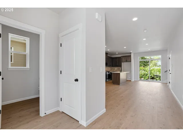 $469,960 | 195 Southeast Acacia Drive, Gresham, OR 97080