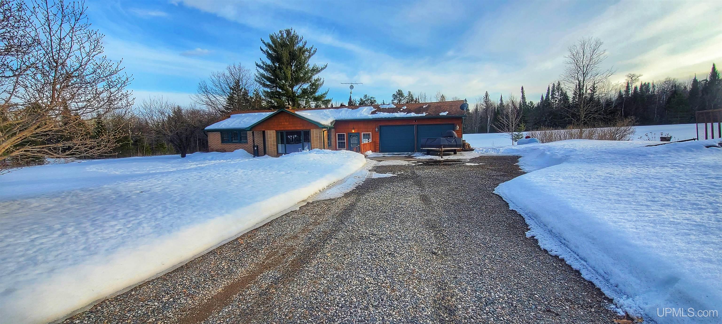 123 Section 6 Road Crystal Falls, MI 49920 - Photo 4 of 27