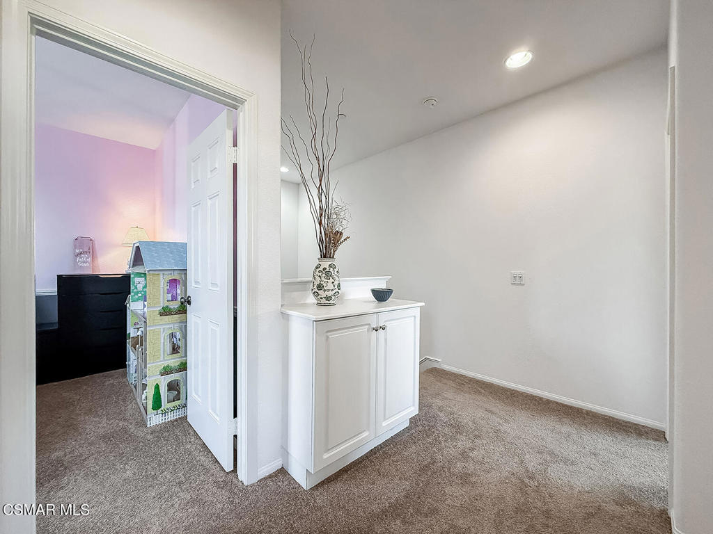 6838 Simmons Way Moorpark, CA 93021 - Photo 17 of 45