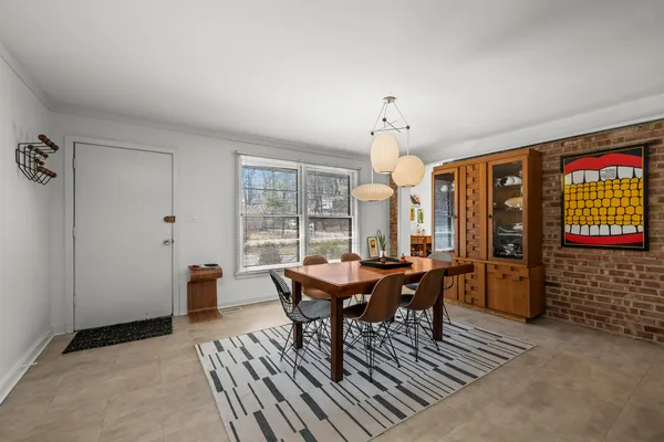 $645,000 | 11590 Elmwood Place, Deerfield, IL 60015
