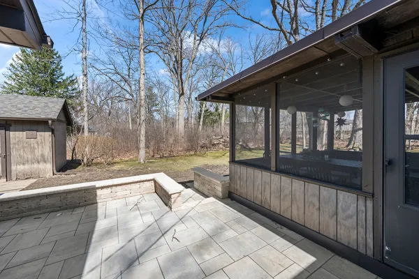 $645,000 | 11590 Elmwood Place, Deerfield, IL 60015