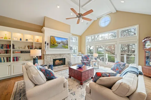 $1,325,000 | 1401 Geneva National Avenue South, Unit 2601, Geneva, WI 53147