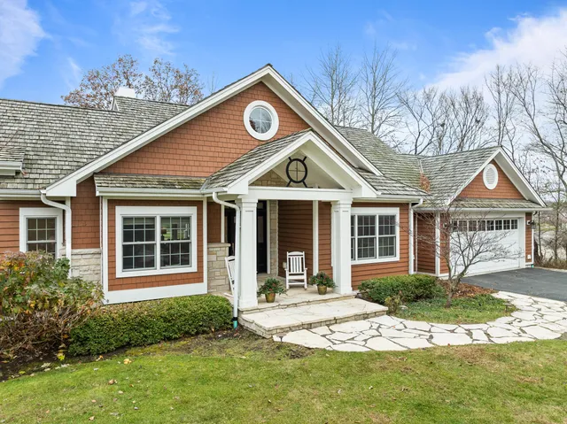 $1,325,000 | 1401 Geneva National Avenue South, Unit 2601, Geneva, WI 53147