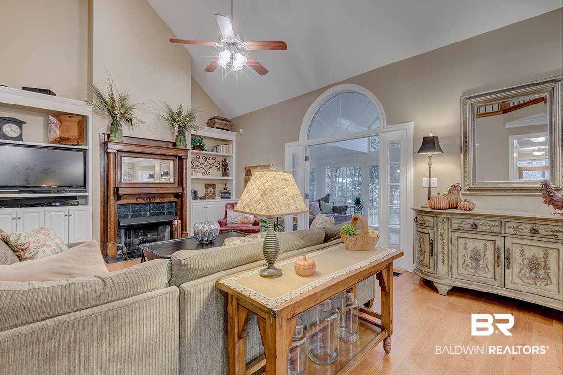 10 St Charles Place Daphne, AL 36526 - Photo 2 of 46