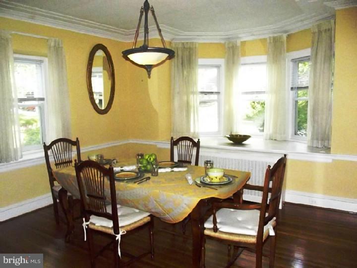 735 Vernon Road Philadelphia, PA 19119 - Photo 7 of 23 Dining Room