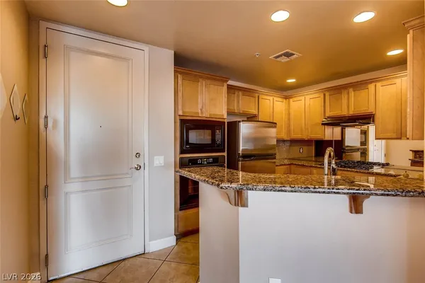 $1,650 | 67 East Agate Avenue, Unit 205, Las Vegas, NV 89123