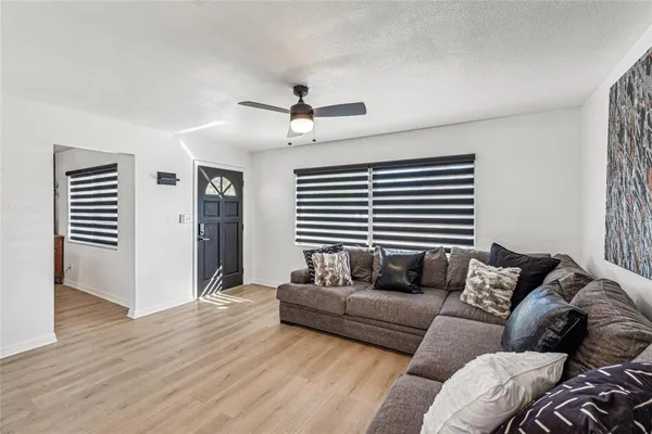$3,400 | 2000 57th Street North, St. Petersburg, FL 33710