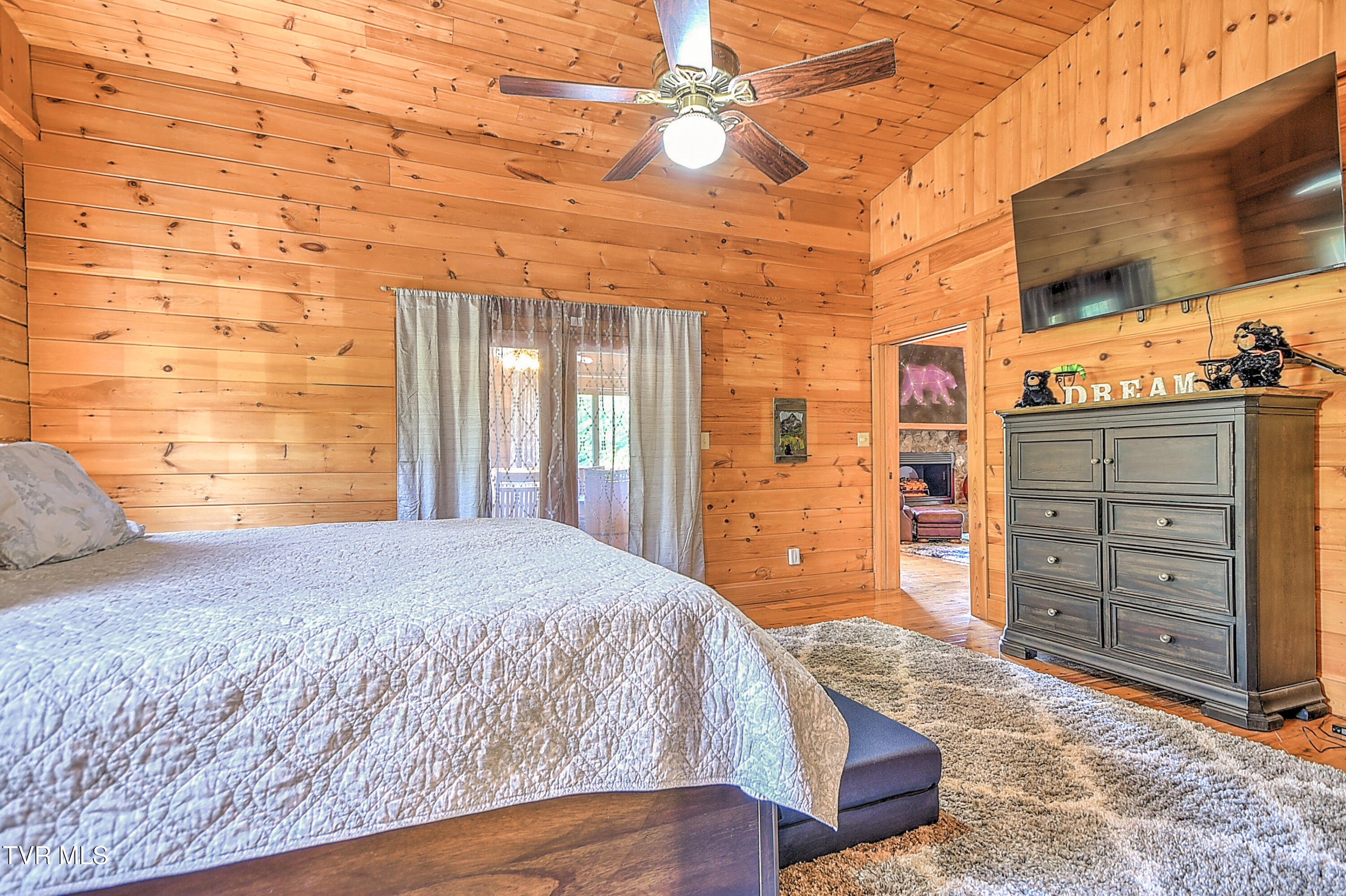 423 Pandora Fork Road Butler, TN 37640 - Photo 22 of 109 423 Pandora Fork DST-22