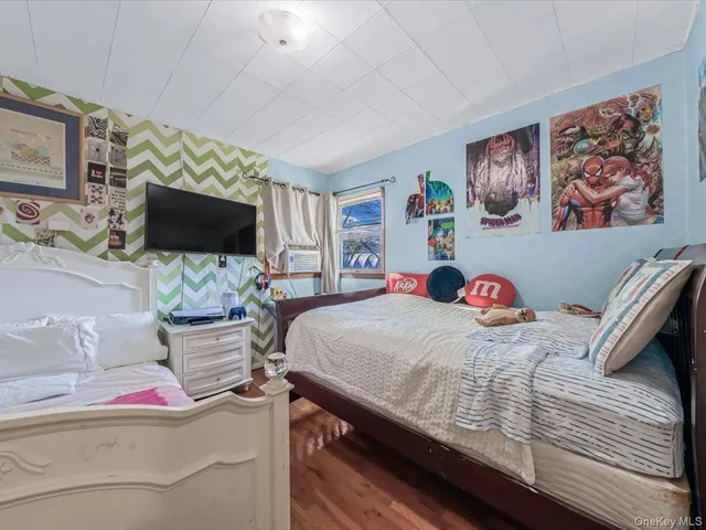 $675,000 | 205 Lenox Road, Huntington Station, NY 11746