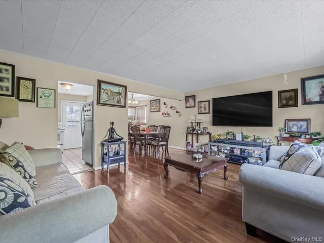 $675,000 | 205 Lenox Road, Huntington Station, NY 11746