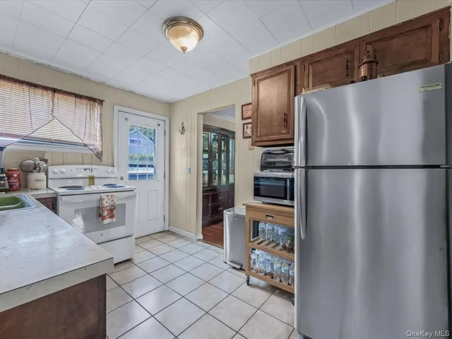 $675,000 | 205 Lenox Road, Huntington Station, NY 11746