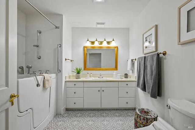 $747,500 | 100 Thorndale Drive, Unit 233, San Rafael, CA 94903