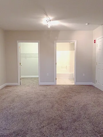 $2,995 | 1522 VFW Parkway, Unit 504, Boston, MA 02132