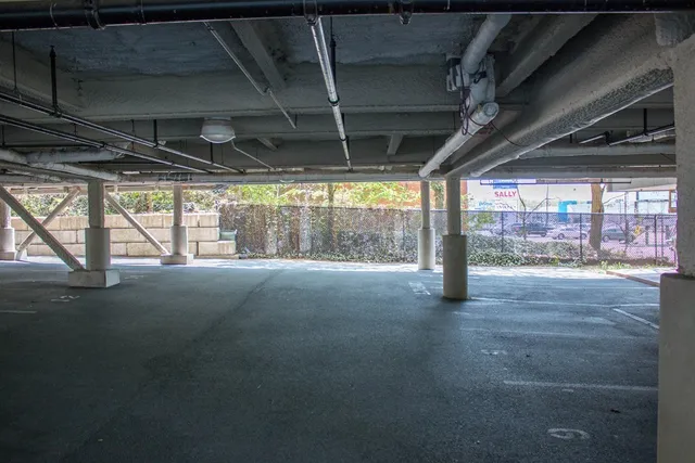 $2,995 | 1522 VFW Parkway, Unit 504, Boston, MA 02132