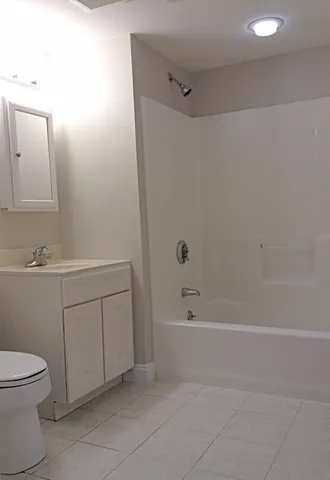 $2,995 | 1522 VFW Parkway, Unit 504, Boston, MA 02132