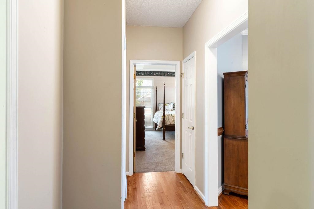 172 Roberts Meadow Loop Spartanburg, SC 29307 - Photo 24 of 50 Spacious living room