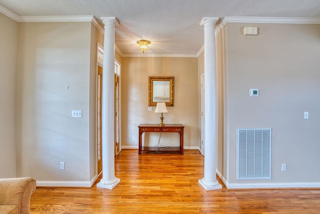 172 Roberts Meadow Loop Spartanburg, SC 29307 - Photo 7 of 50 Hardwood floors