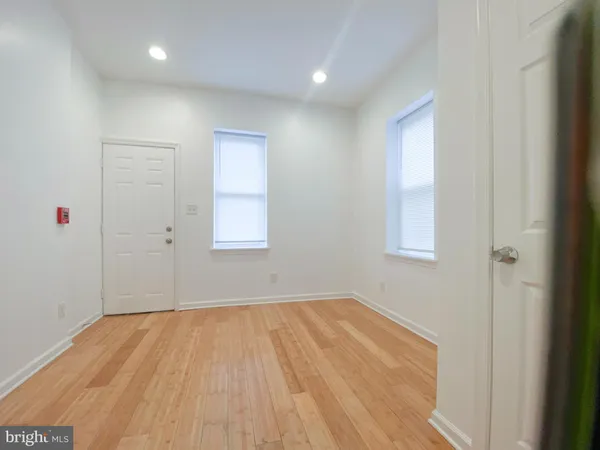 $1,000 | 110 North 51st Street, Unit 2, Philadelphia, PA 19139