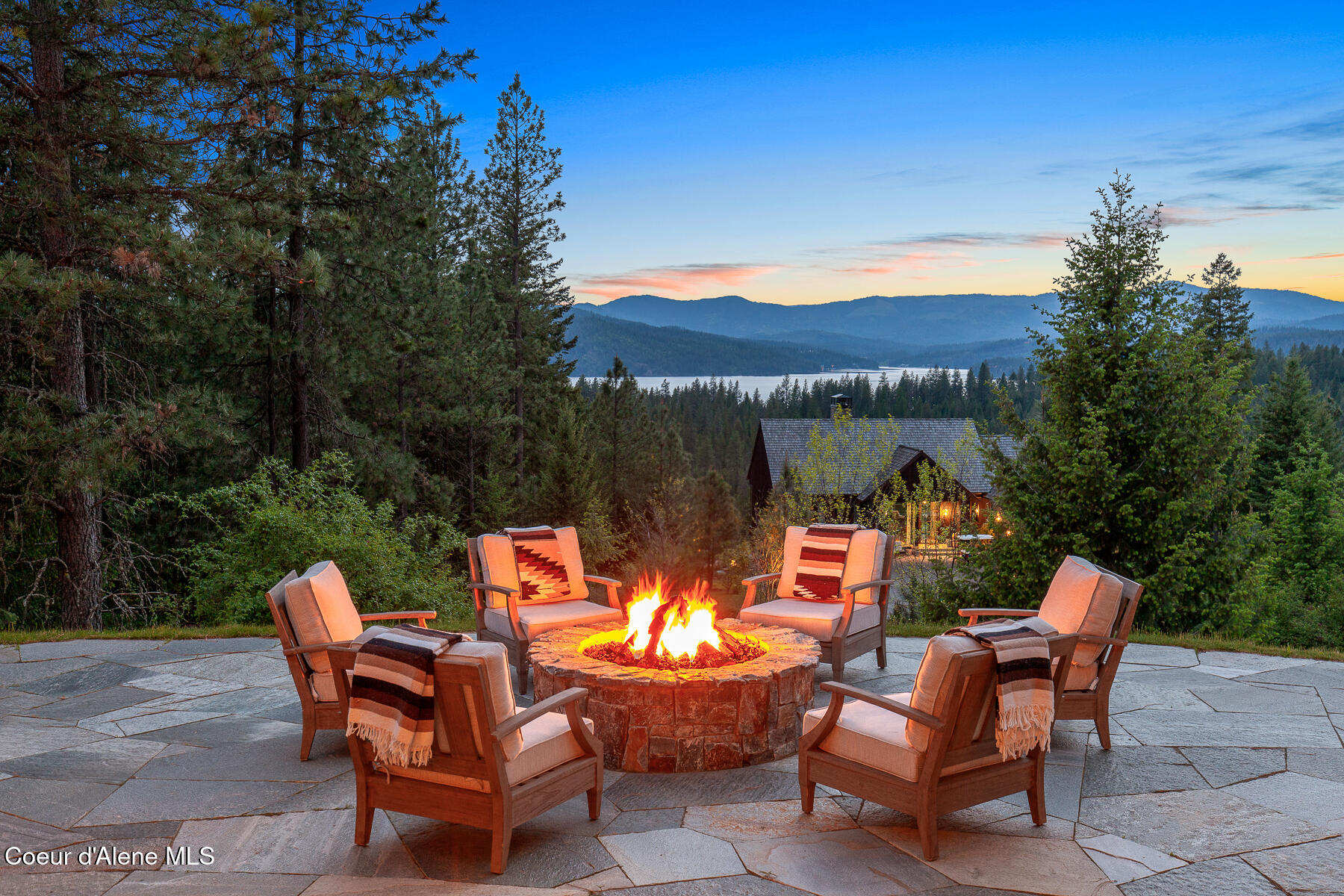 7783 South Buckrail Road Harrison, ID 83833 - Photo 30 of 49 Estate141_Twilight-4