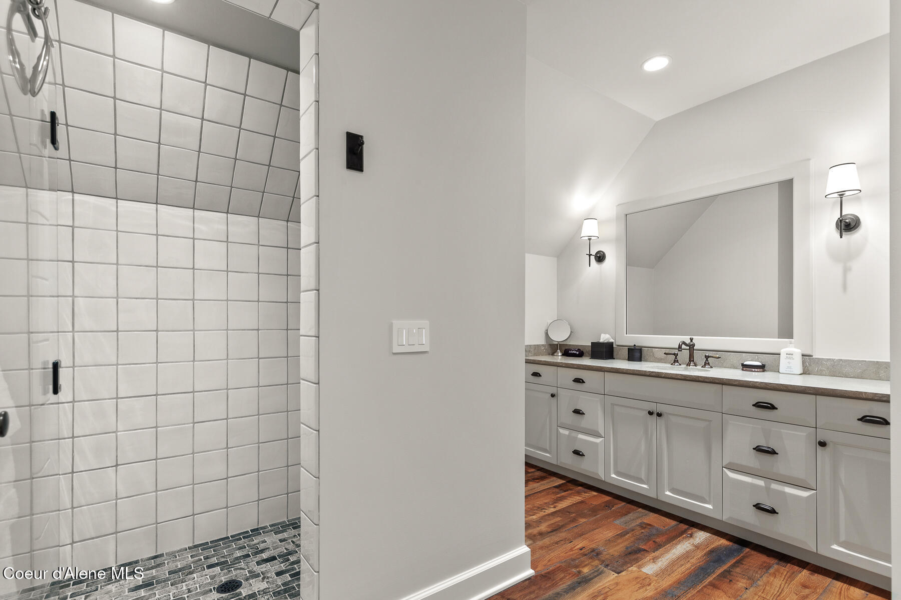 7783 South Buckrail Road Harrison, ID 83833 - Photo 44 of 49 Estate141-32