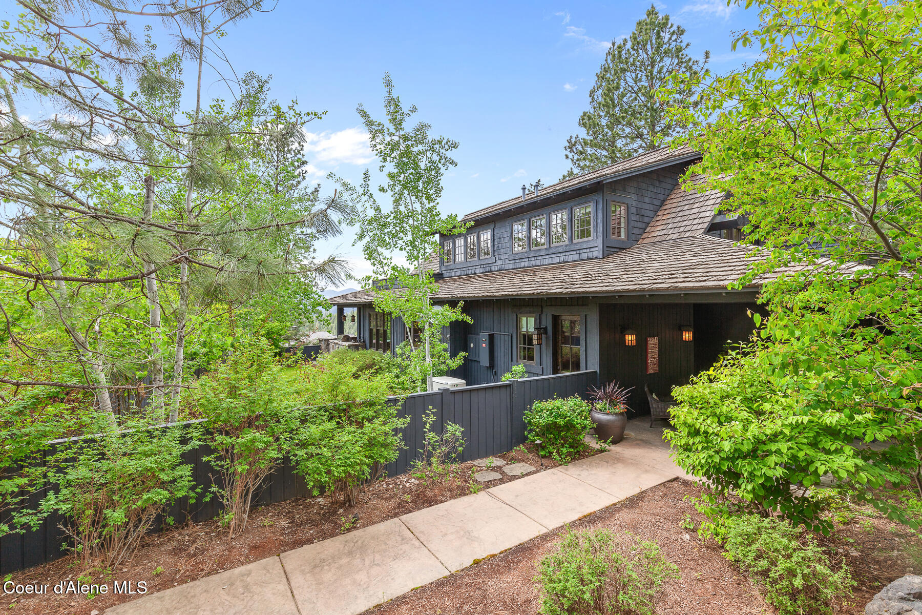 7783 South Buckrail Road Harrison, ID 83833 - Photo 45 of 49 Estate141-33