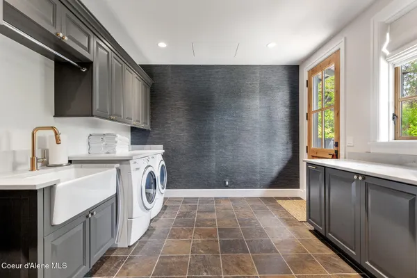 $6,199,999 | 7783 South Buckrail Road, Harrison, ID 83833