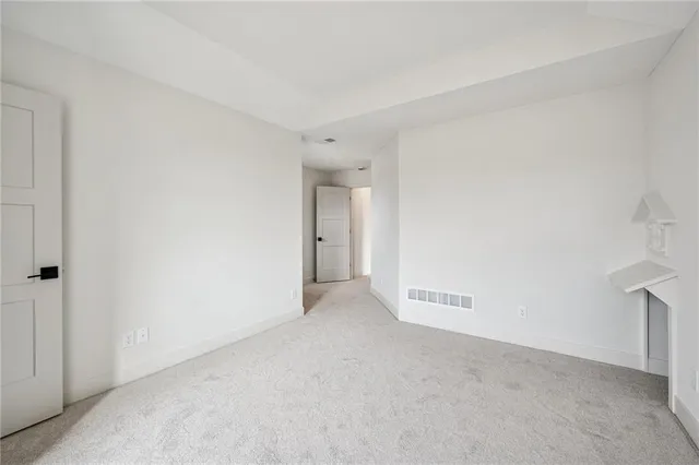 $599,950 | 2181 Heritage Court, Liberty, MO 64068