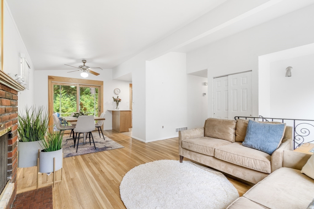 65 Robbins Road Sudbury, MA 01776 - Photo 8 of 33