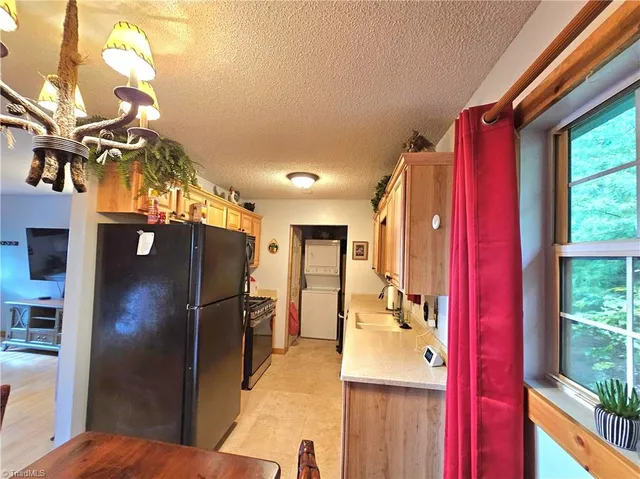 $299,900 | 582 Deer Crossing Lane, Lenoir, NC 28645