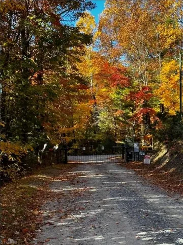 $299,900 | 582 Deer Crossing Lane, Lenoir, NC 28645