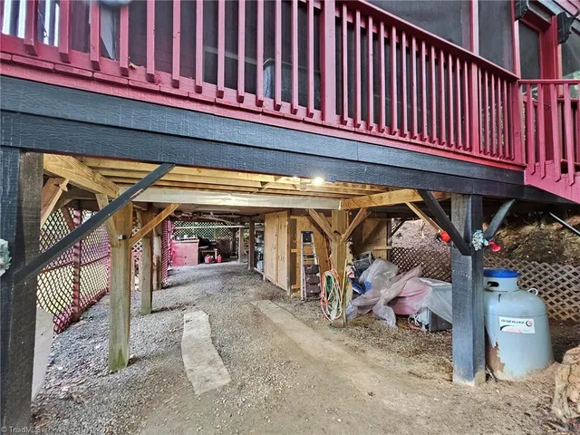 $299,900 | 582 Deer Crossing Lane, Lenoir, NC 28645