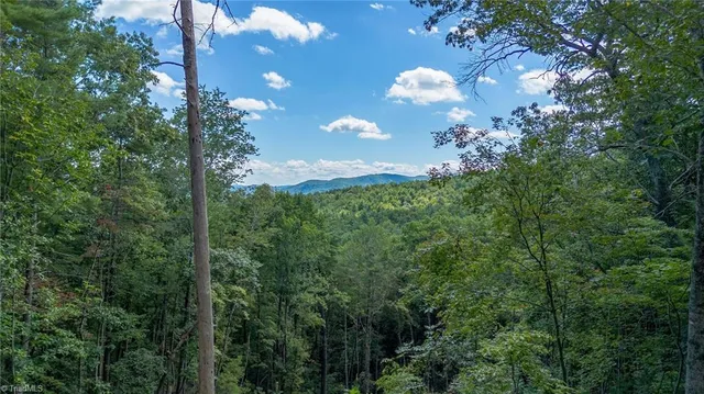 $299,900 | 582 Deer Crossing Lane, Lenoir, NC 28645