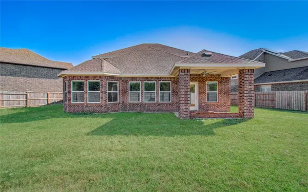 $4,000 | 2816 Oakheath Crest, Pearland, TX 77089