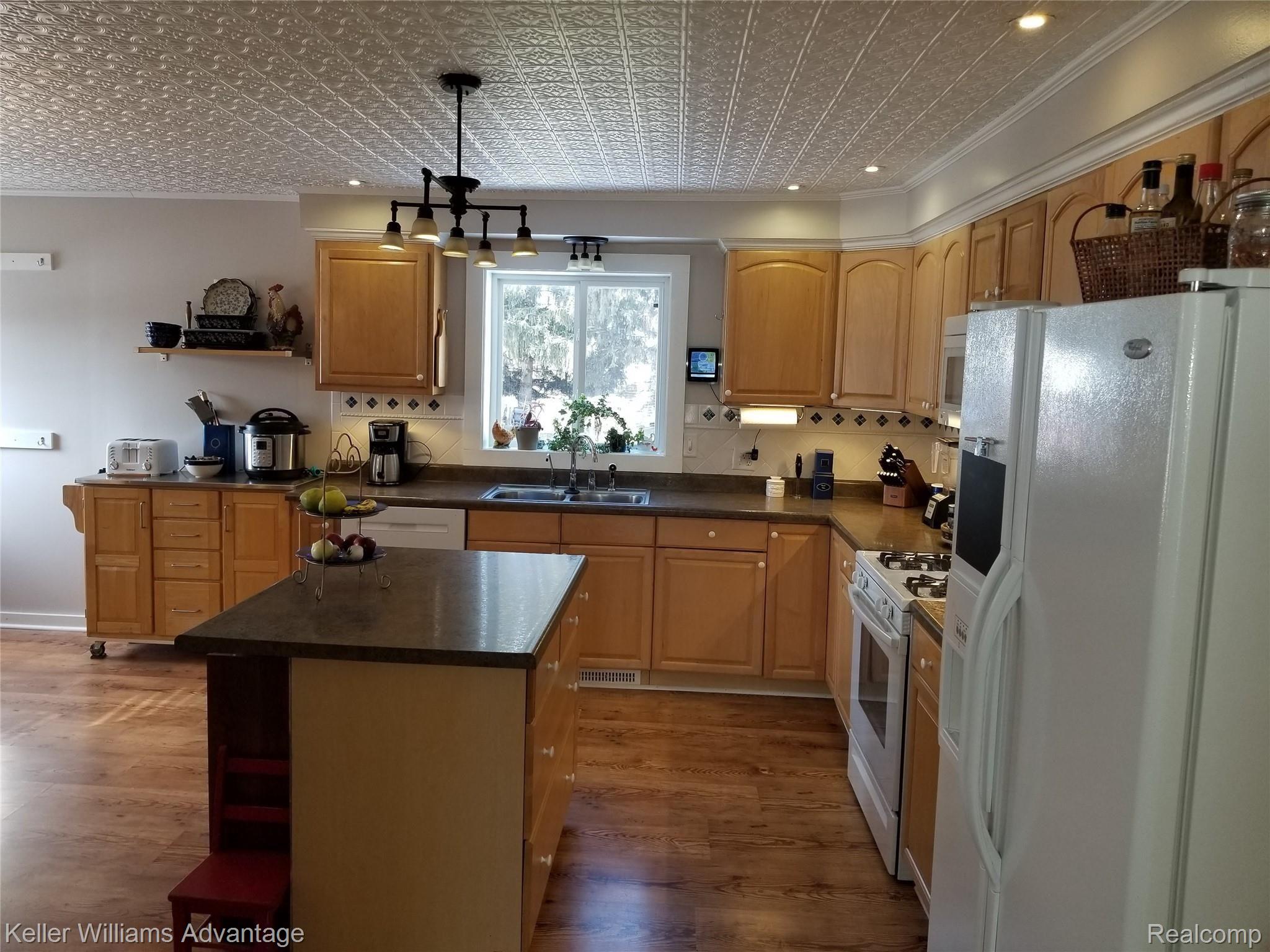 10997 East Prior Road Durand, MI 48429 - Photo 12 of 66 20210227_154333.jpg