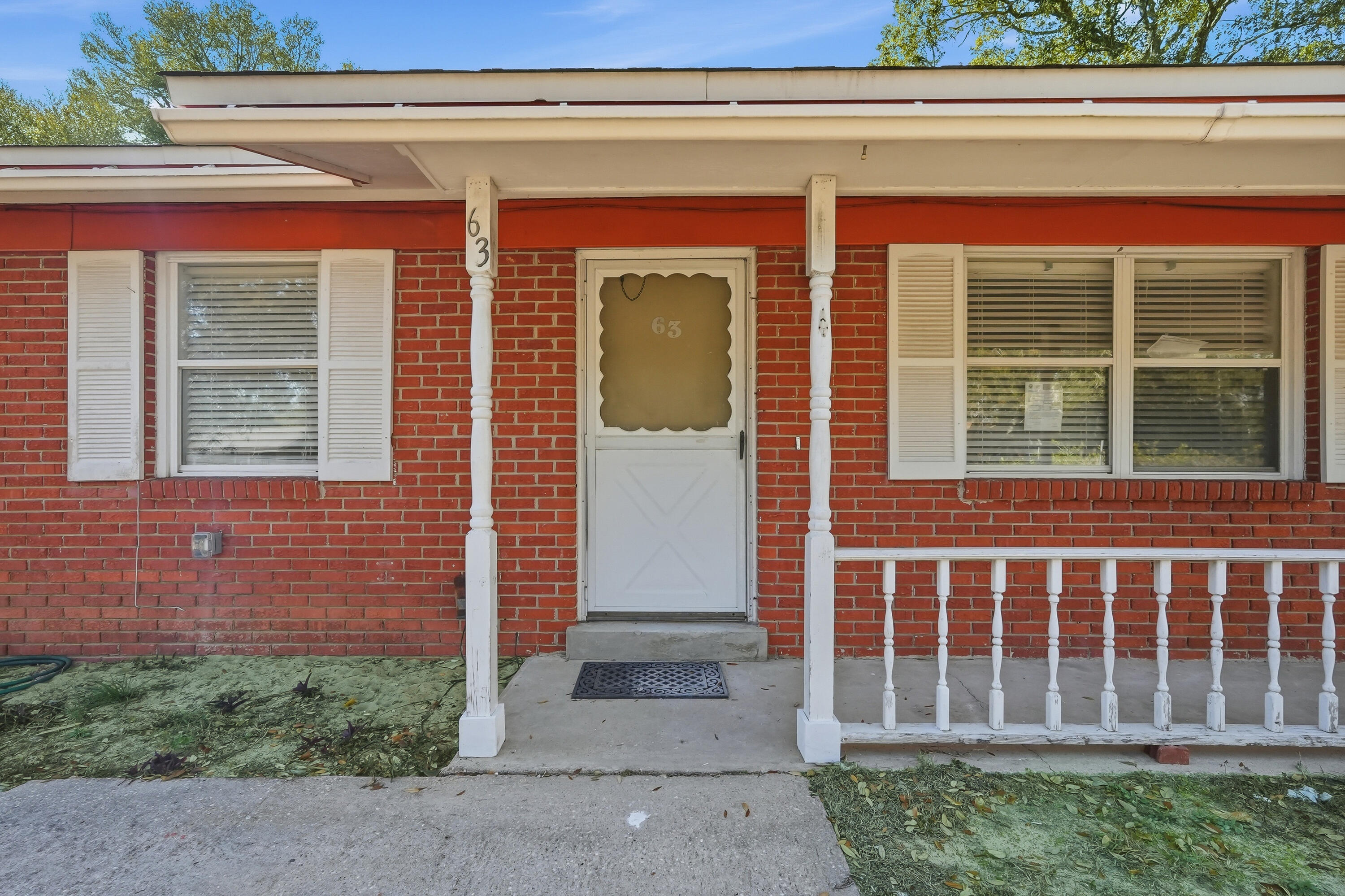 63 Oak Lane Shalimar, FL 32579 - Photo 34 of 42 a view of front door