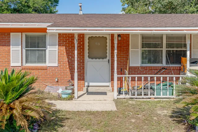 $243,000 | 63 Oak Lane, Shalimar, FL 32579