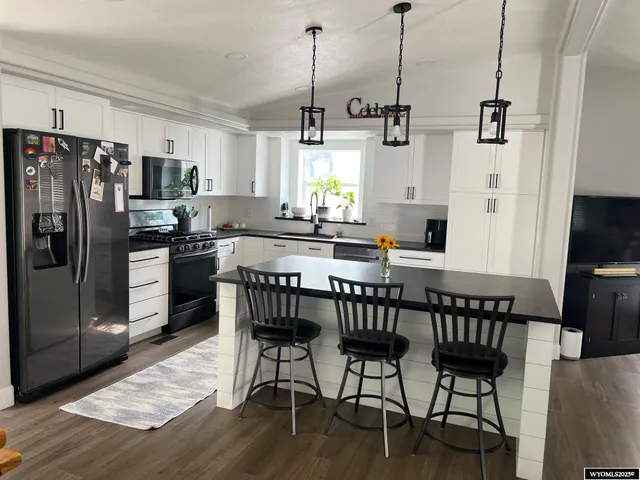 $425,000 | 1306 Fawn Lane, Rawlins, WY 82301