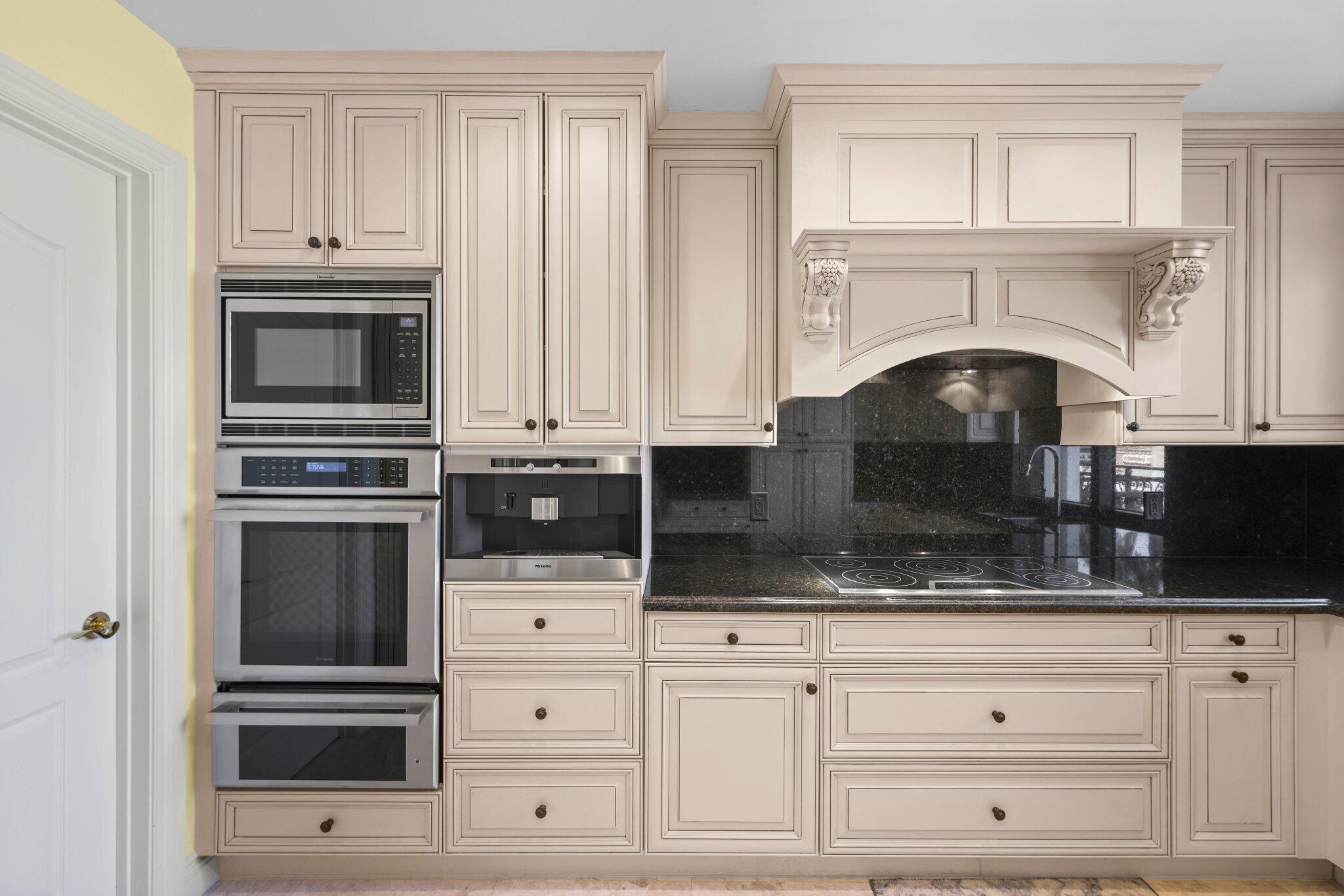 200 East Palmetto Park Road, Unit 19 Boca Raton, FL 33432 - Photo 22 of 62 Miele Nespresso Coffee System