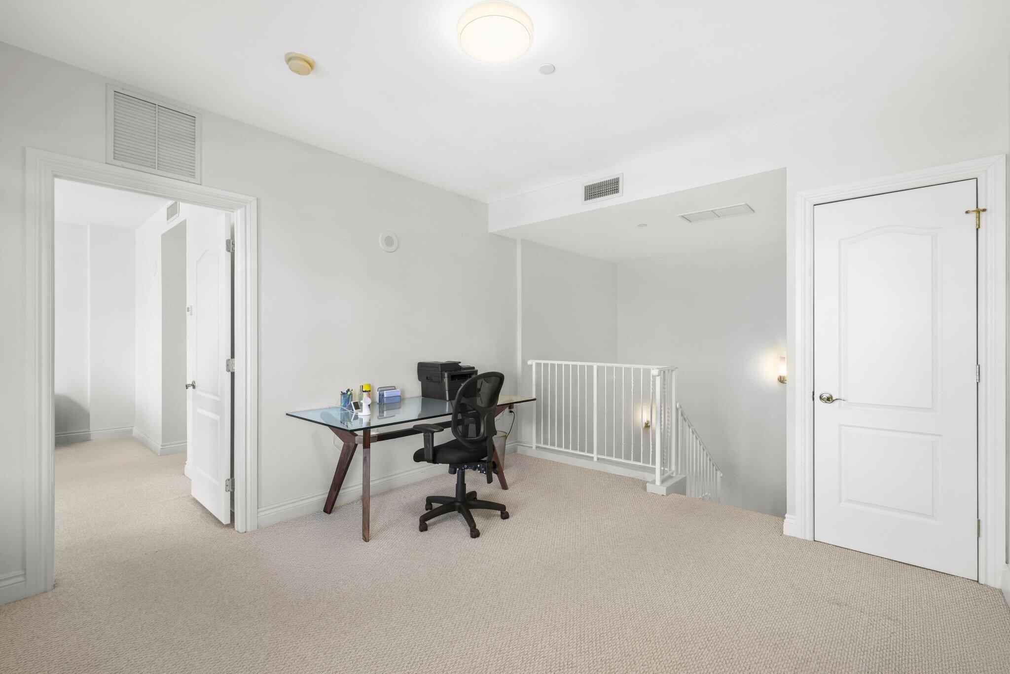 200 East Palmetto Park Road, Unit 19 Boca Raton, FL 33432 - Photo 26 of 62 Bonus Room - Den/Home Office!