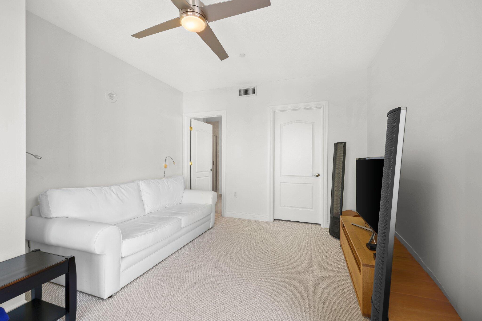 200 East Palmetto Park Road, Unit 19 Boca Raton, FL 33432 - Photo 28 of 62 Guest Bedroom