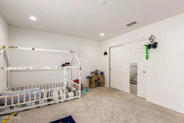 a view of a gallery with window