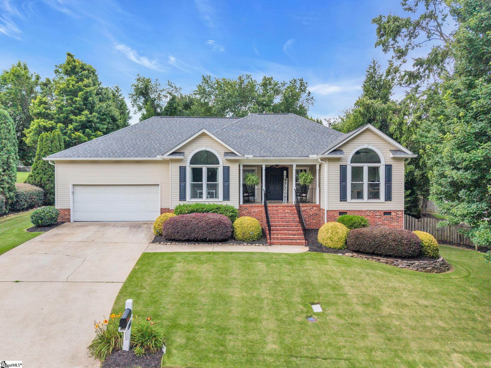 407 Two Gait Lane Simpsonville, SC 29680 - Photo 1 of 49