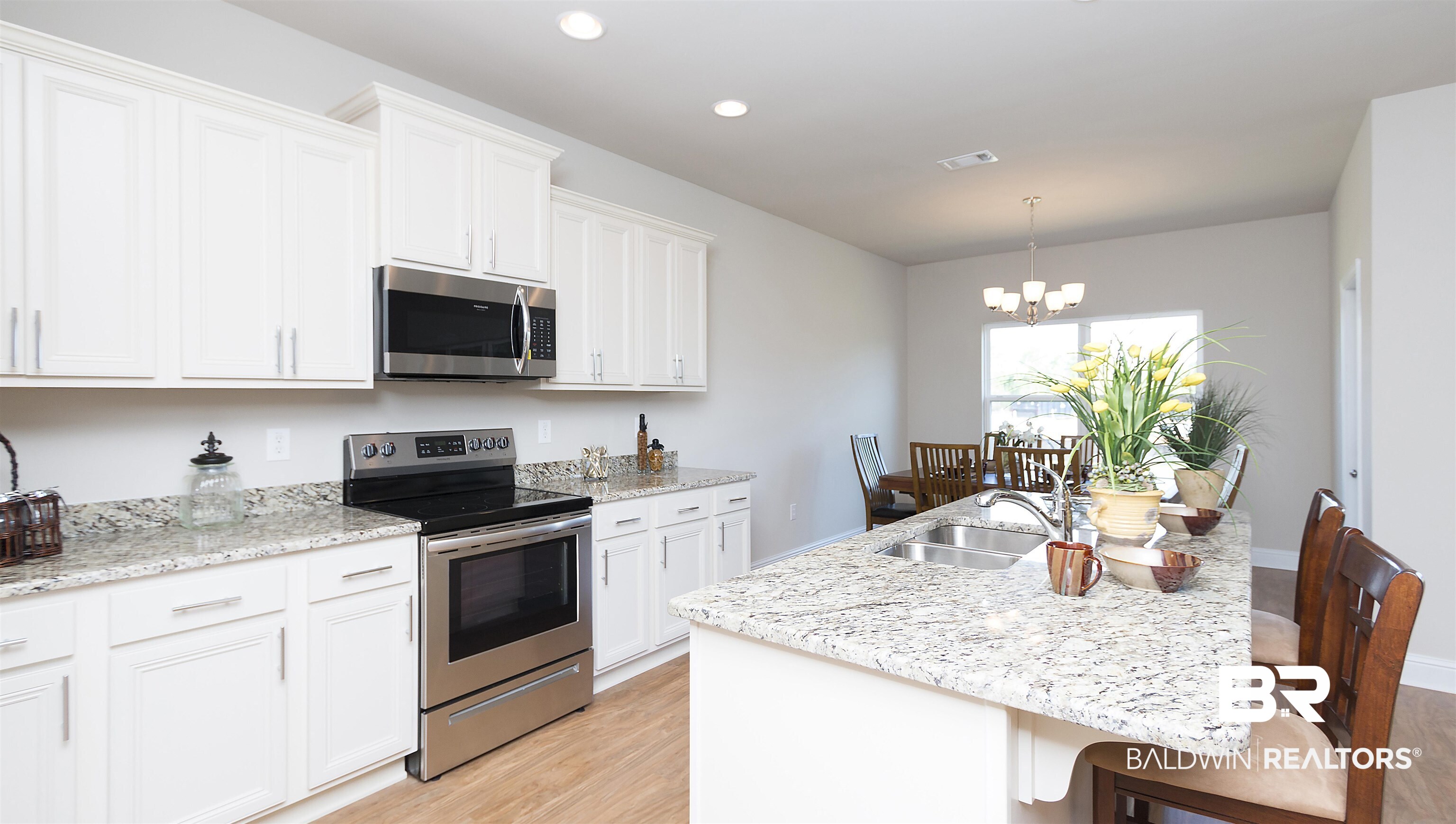 1094 Pencarro Boulevard Foley, AL 36535 - Photo 6 of 35