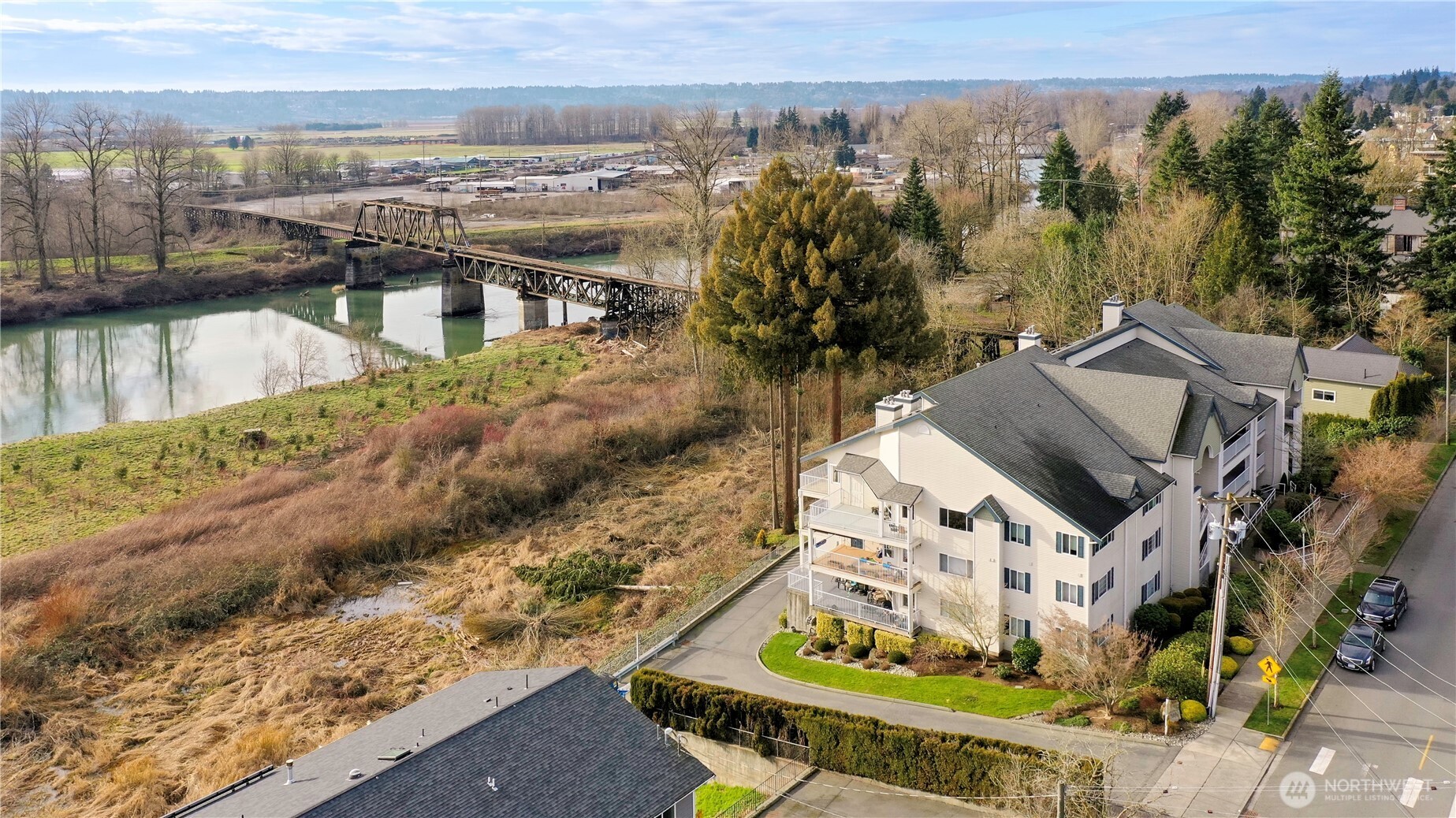 509 1st Street, Unit 104 Snohomish, WA 98290 - Photo 29 of 33 a picture of city view with lake view and mountain view