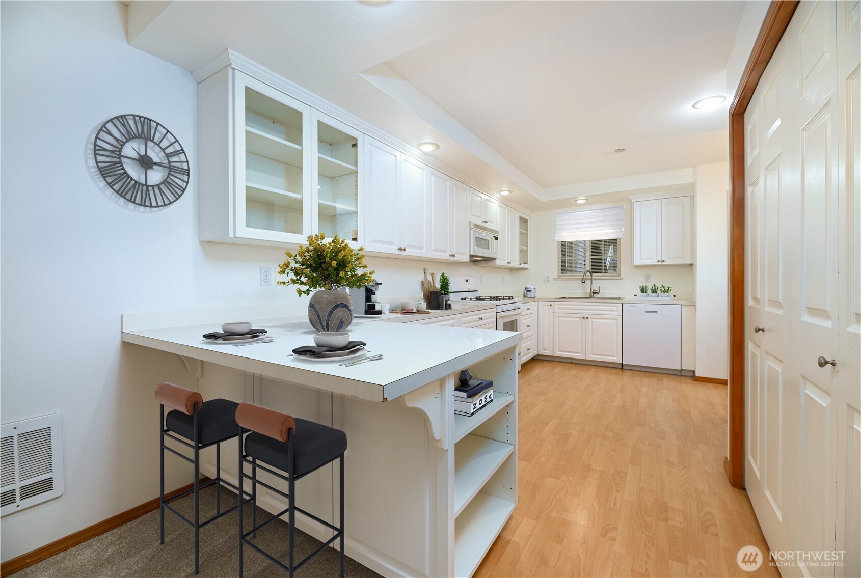 509 1st Street, Unit 104 Snohomish, WA 98290 - Photo 3 of 30