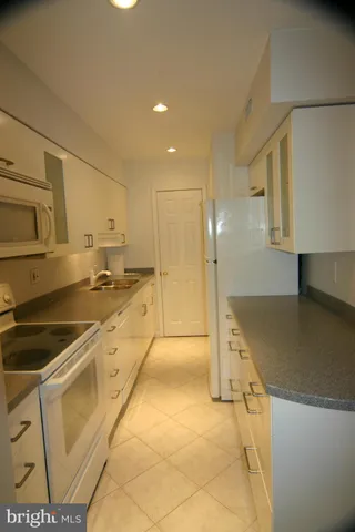 $1,950 | 8358 Dunham Court, Unit C, Springfield, VA 22152