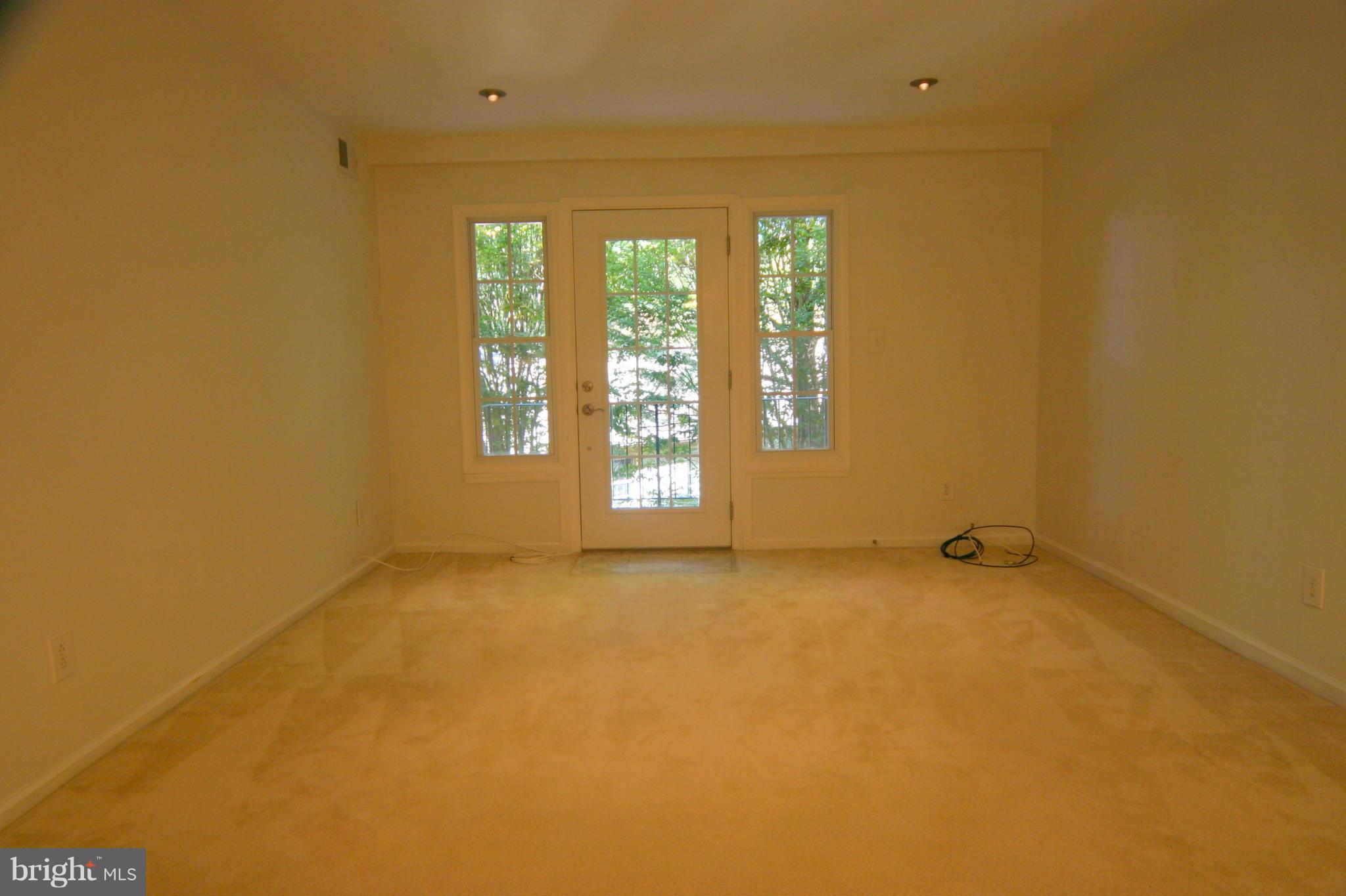8358 Dunham Court, Unit C Springfield, VA 22152 - Photo 8 of 24 Living Room