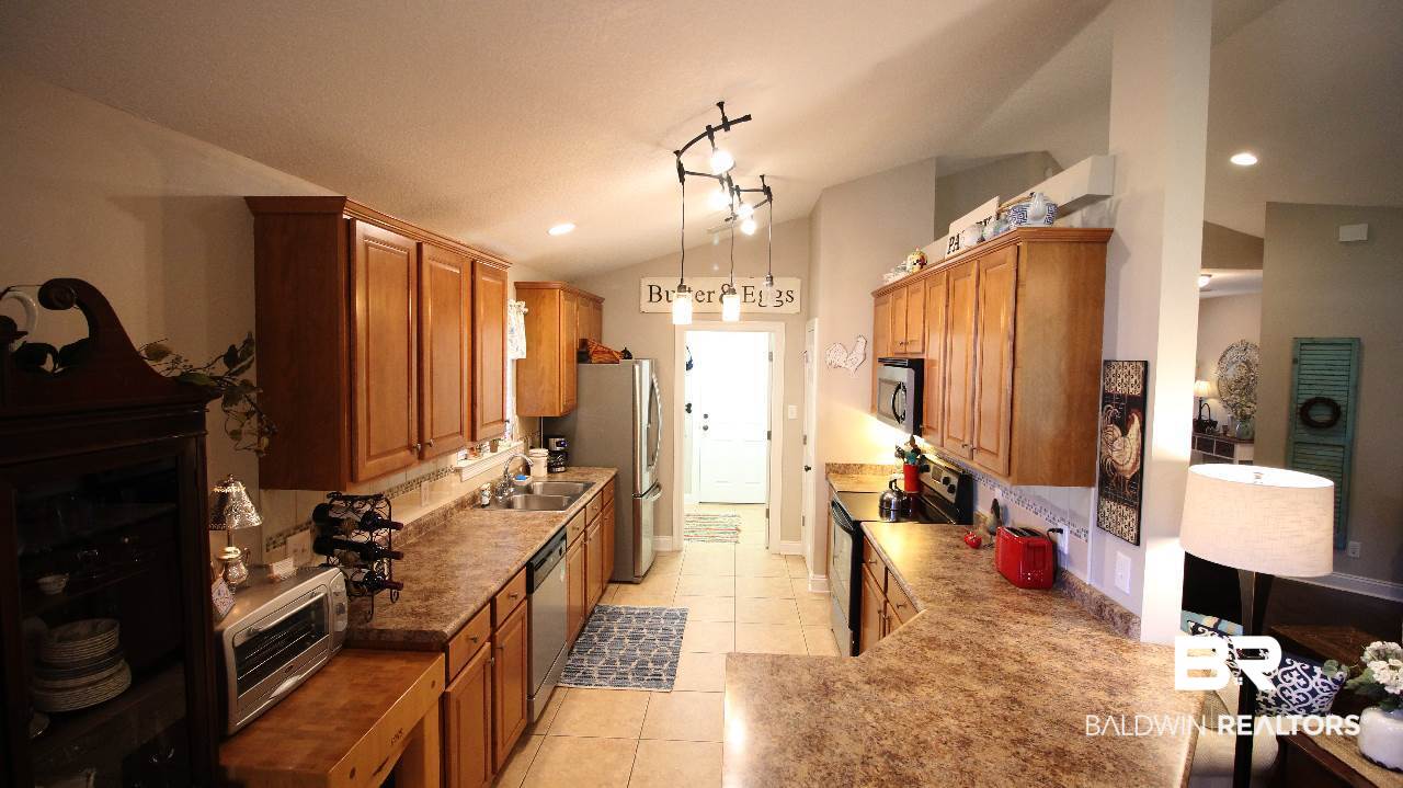 1732 Firefly Lane Foley, AL 36535 - Photo 11 of 39
