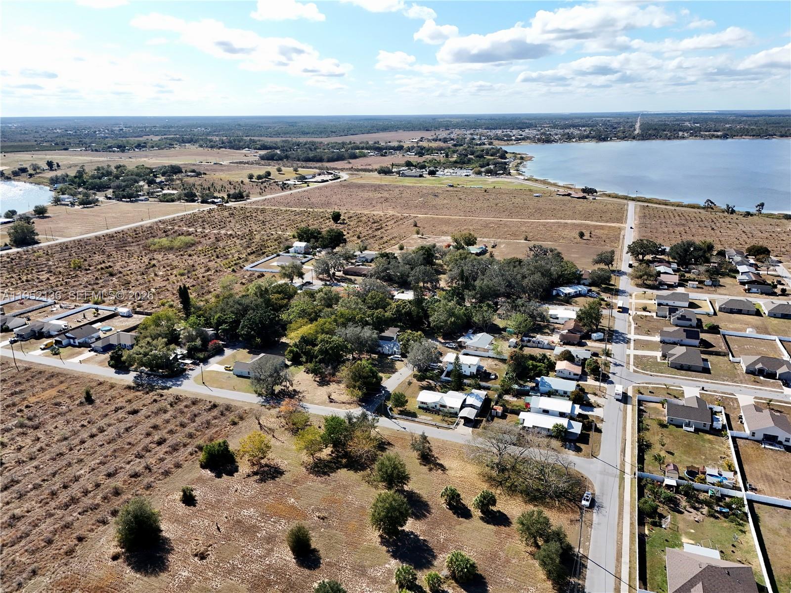 0 Florida Street Frostproof, FL 33843 - Photo 2 of 11 a view of a city